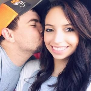 Meet your Posher, Cynthia